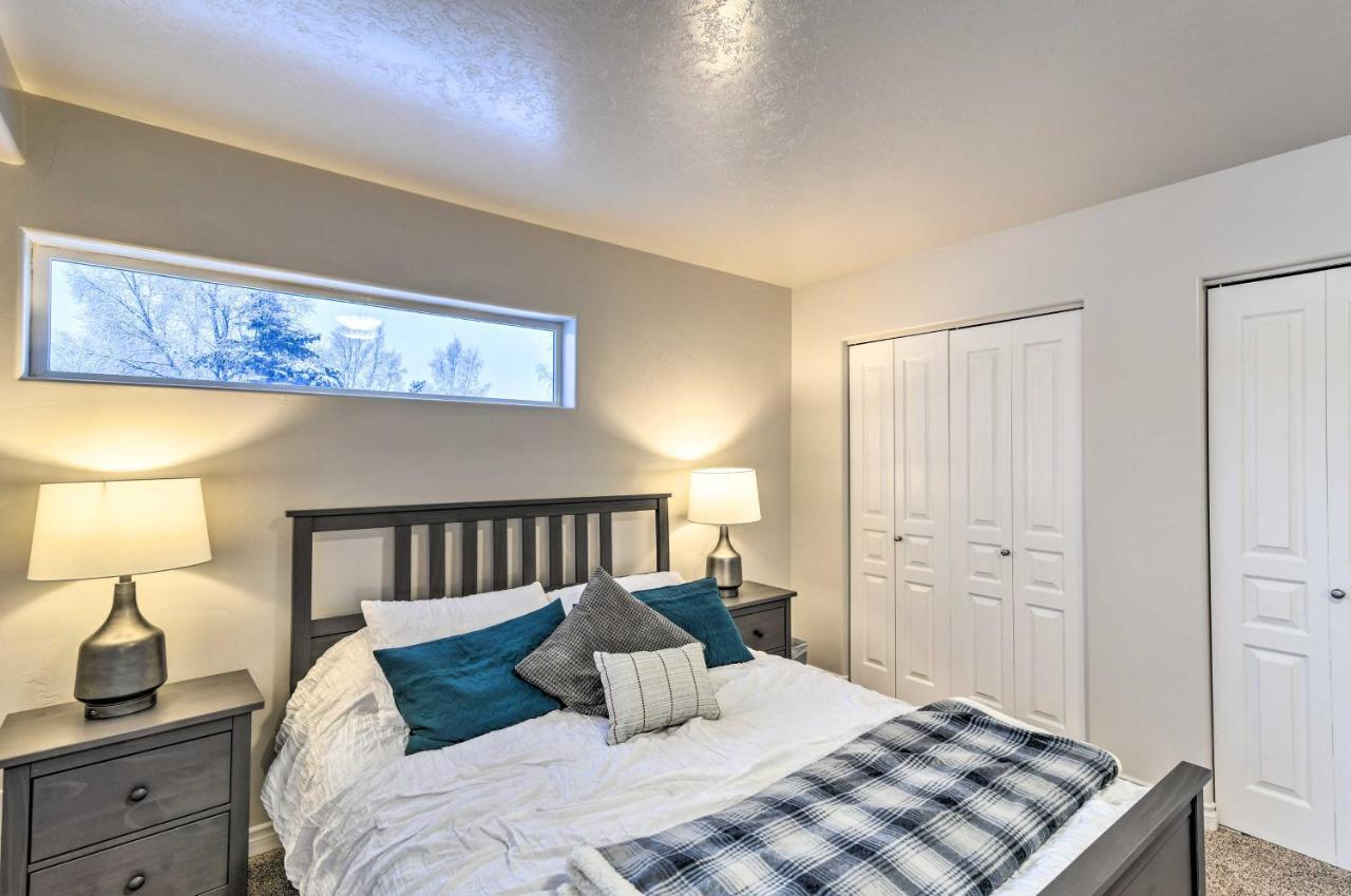 Cozy Anchorage Townhome Less Than Half Mile To Jewel Lake! Экстерьер фото