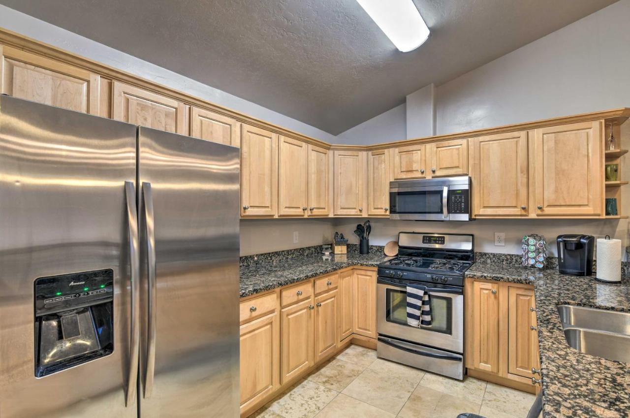 Cozy Anchorage Townhome Less Than Half Mile To Jewel Lake! Экстерьер фото