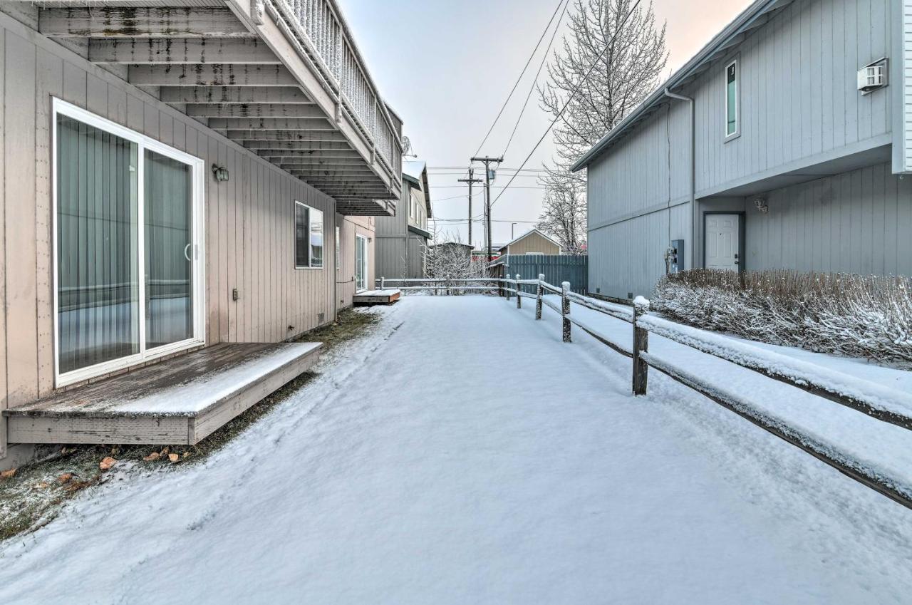 Cozy Anchorage Townhome Less Than Half Mile To Jewel Lake! Экстерьер фото